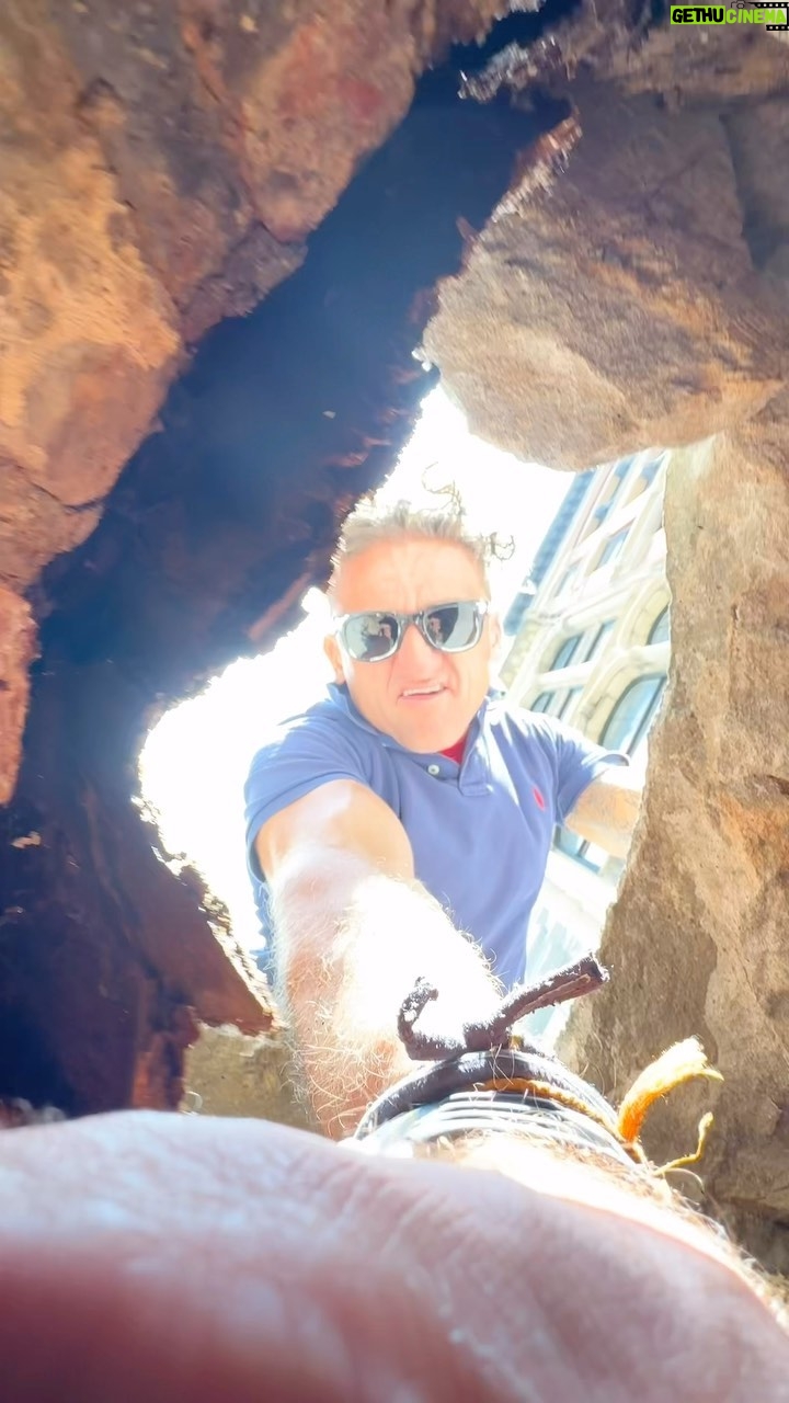 Casey Neistat Instagram - nyc sidewalks can be a little scary NYC