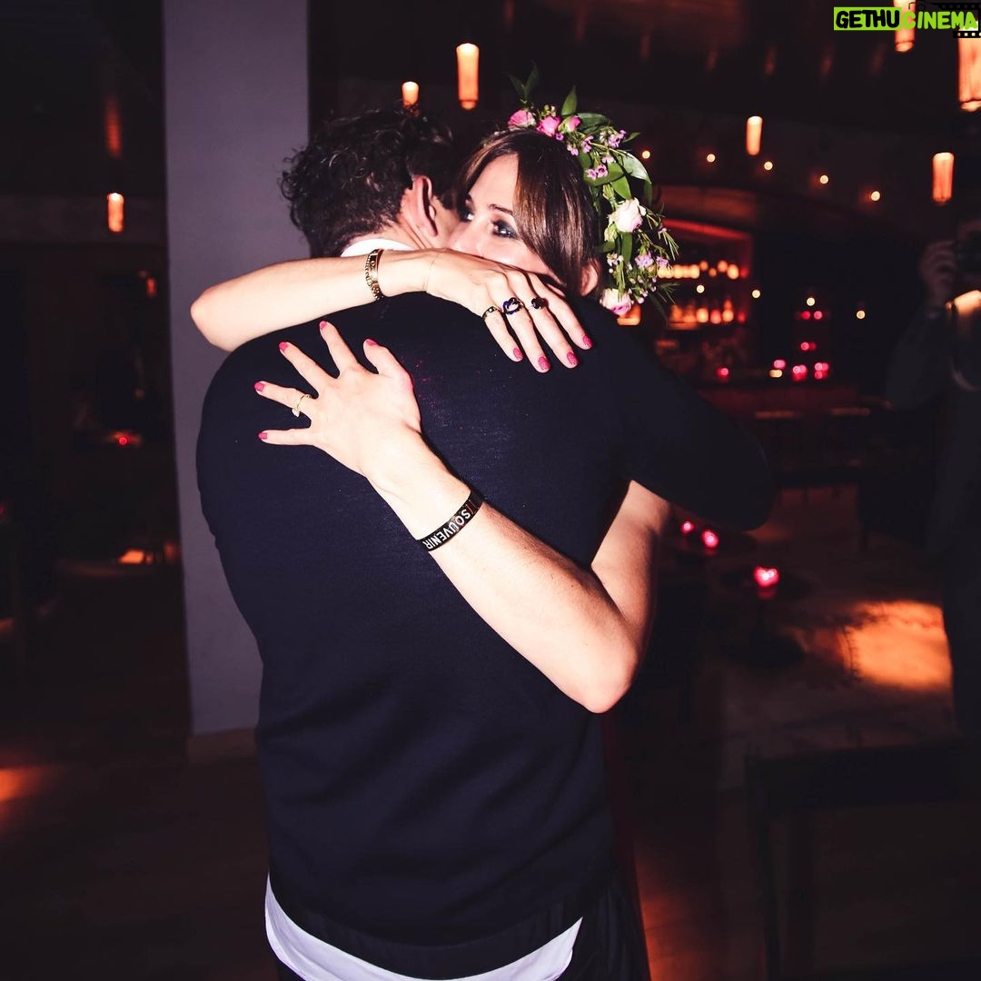 Casey Neistat Instagram - HAPPY BIRTHDAY CANDICE!! since we aren’t allowed to have a party this year here are some pics from the last fun birthday you had ❤️