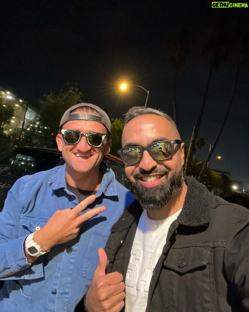 Casey Neistat Instagram - The only 2 guys who can get away with wearing sunglasses at night 😎😜 So much love for my dude @caseyneistat, genuinely one of my most favourite people 💙 Los Angeles, California