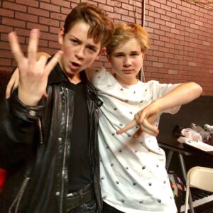 Casey Simpson Instagram - I was truly SHOCKED at how good @maxandharvey & @missjaydenb performed electric I was like WATT and when the effect wore off I was still EX-STATIC 
I hope these don’t hertz

Also @dakota_lotus got me a bull 😭

Yes I got a haircut #nolongerahomelesslion