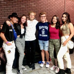 Casey Simpson Instagram - I was truly SHOCKED at how good @maxandharvey & @missjaydenb performed electric I was like WATT and when the effect wore off I was still EX-STATIC 
I hope these don’t hertz

Also @dakota_lotus got me a bull 😭

Yes I got a haircut #nolongerahomelesslion