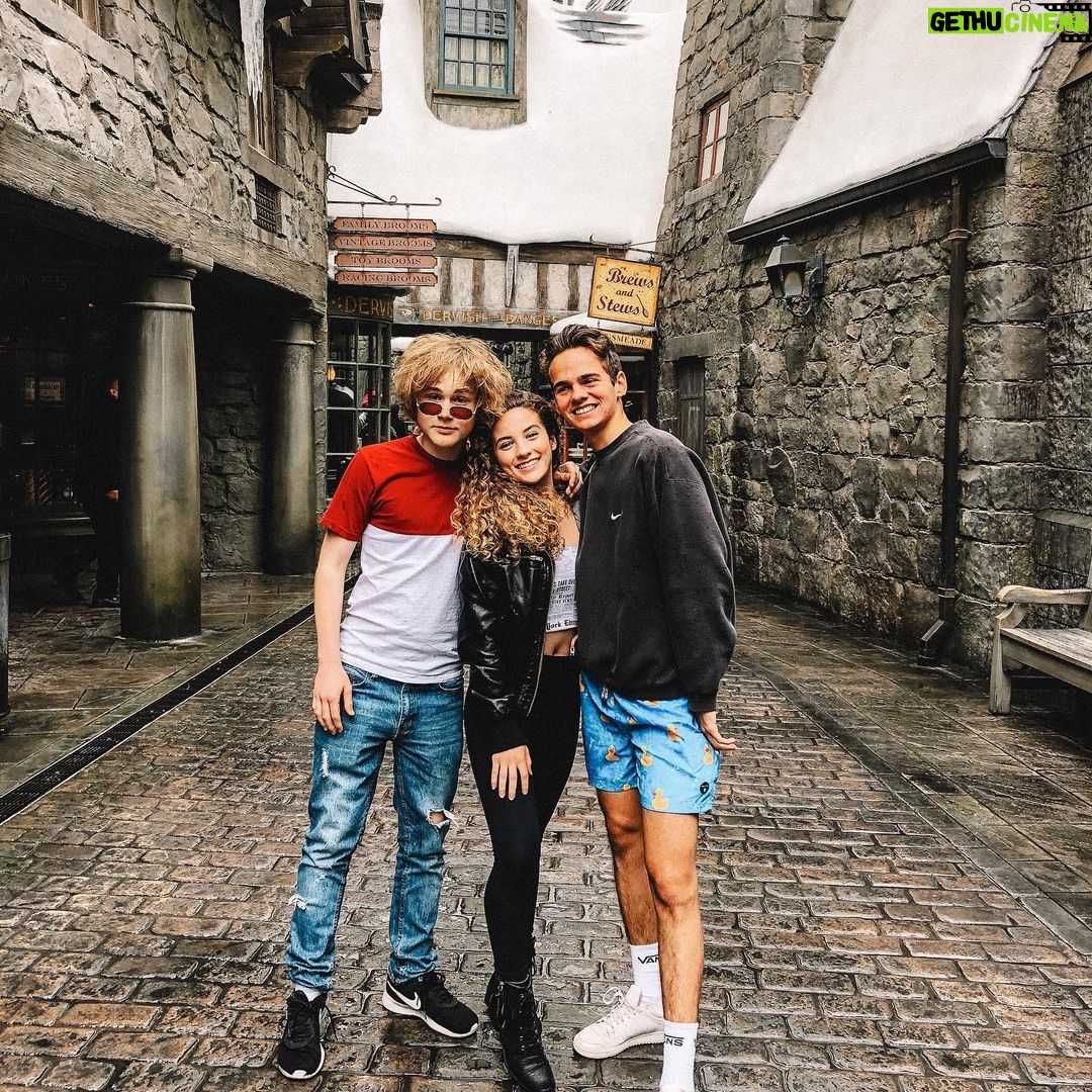 Casey Simpson Instagram - ducklifors The Wizarding World of Harry Potter at Universal Studios Hollywood