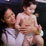 Cassie Ventura Instagram - Life can be crazy at times, but having the Honest Diapers & Wipes Bundle has made our lives way easier in that department. I know that a lot of parents can relate that between chasing around a toddler (or toddlers), having your diapers and wipes stocked is an amazing thing to not have to think about. More importantly, we have the peace of mind that the products we’re using on our girls are clean and made with minimal ingredients…. and for me, all of the new fun prints make diaper changing way more fun! 😆 Use my code CASSIE30 to get 30% off your first Diapers and Wipes Bundle. Thank me later 😉 #honestambassador