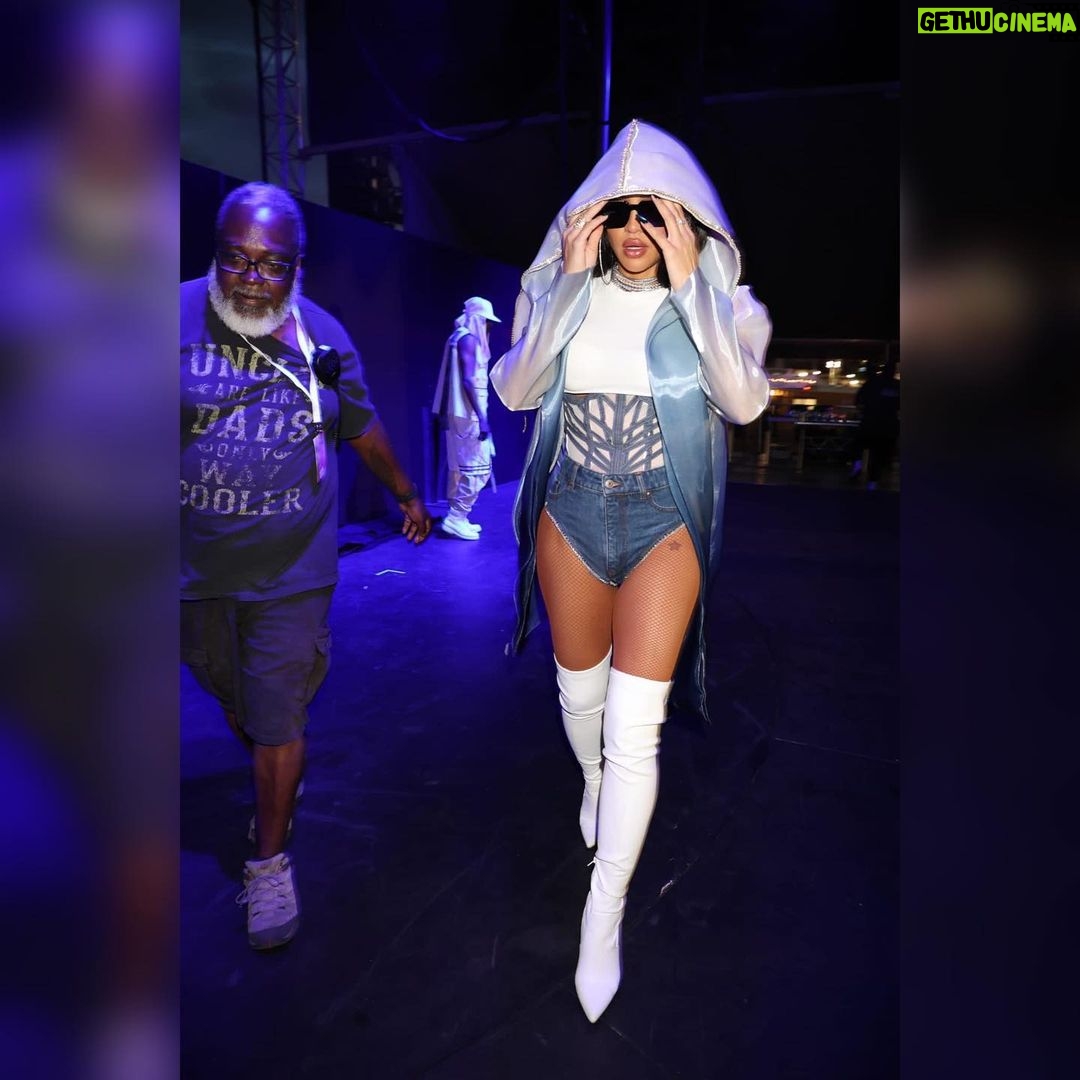 Cassie Ventura Instagram - Where do I begin? 🥹 I’m so grateful! I haven’t been on stage in 6 years to the date and this was the first time in my career that it was on MY TERMS. First and foremost I HAVE to thank my AMAZING Creative Director & Choreographer @rhapsodyjames for putting together THE MOST amazing team and group of people that I’ve ever worked with. She literally did it all in 5 minutes 🤯 Everyone’s energy was fully aligned in the most magical way. Rhap is my day one and we’re just getting started! Thank you to my team! @kiddynamitenyc for doing 10 jobs at once and keeping me UP throughout the whole process, @kidperu for swooping in and bringing us all the way together. My amazing wardrobe stylist & insane designer @scullystyles, my brother and engineer @iammattyrich , my videographer & photographer @evan_erogers , my glam squad @tigerbahmb, @rokaelbeauty @felliousmiller & @clawed.bykitty 🥰@robholladay for making time & helping create our show mix, my dancers @_jjenks (thank you for dedicating additional time & becoming my brother in this process), @karl.thethird, @im_miikey & @reyesnorbert. You guys killed it and made getting back on stage one of the most uplifting moments of my life. Thank you to all of my family and friends for being so supportive of this moment for me and thank you to everyone that came out in that heat! ❤️🔥 ya’ll had me so emotional 😩 Thank you @loversandfriendsfest for including me on this legendary line up. I had so much fun! 💜 A special thank you to @jaredgarcialv and @resortsworldlv for taking care of all of us. I have so many pictures and videos to share of the weekend so stay tuned! Last, but never least - thank you to My Best Friend, My Husband & My Baby Daddy @alexfine44 and my baby girls!! I love my Frankie & my Sunny! Alex, I couldn’t have done this without you, you’re my rock, my protector and my heart. I love you so much. I know I’m thanking everyone like I won an award, but I’m so happy that I actually feel like I did 🤣 I hope that I can inspire any and everyone that you can do anything you want in your own time and in your own way. Just say word and get to work. Show 📸: @walik1 🎥: @jameshcarter2 #babytellmeifyoulikeit