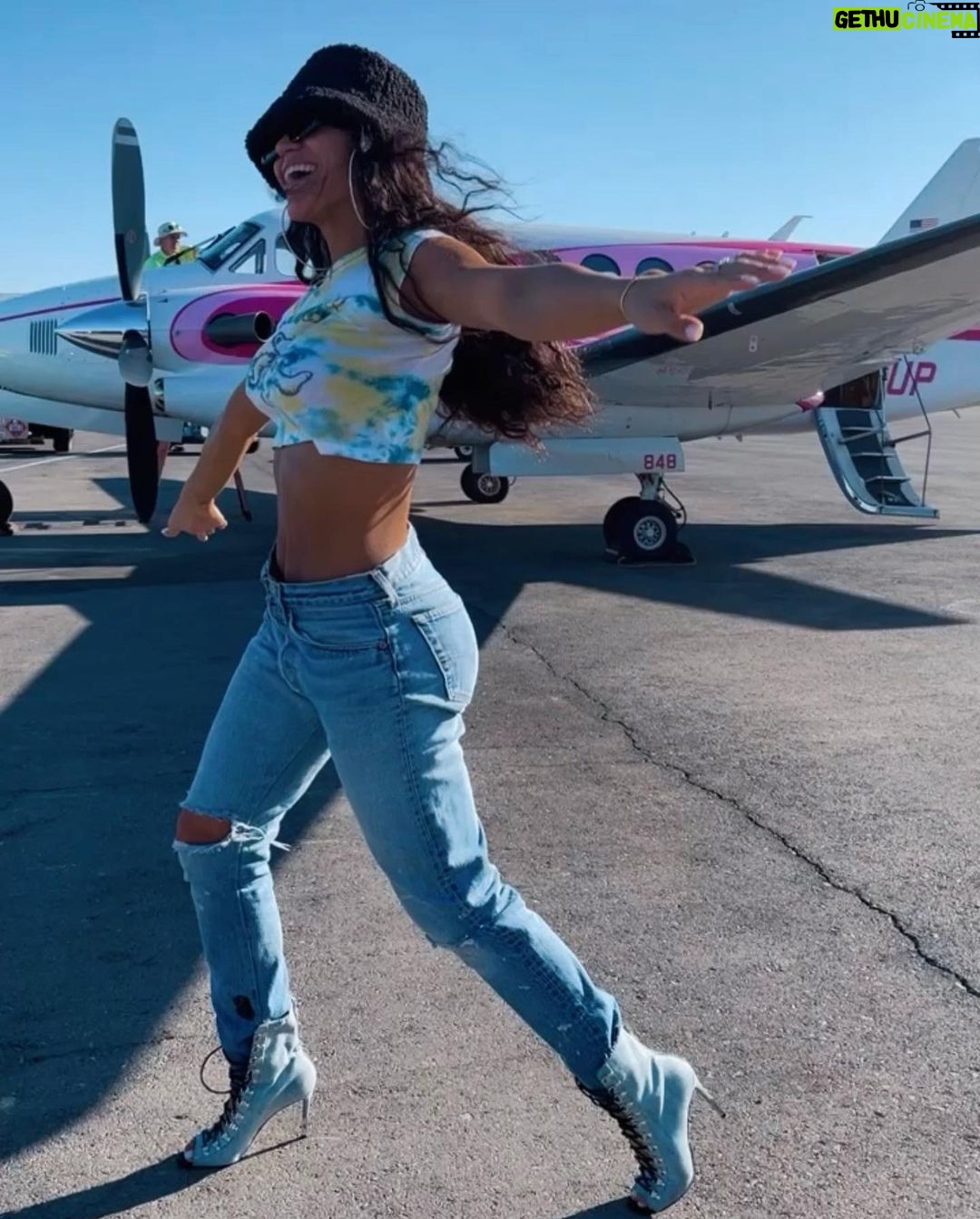 Cassie Ventura Instagram - Where do I begin? 🥹 I’m so grateful! I haven’t been on stage in 6 years to the date and this was the first time in my career that it was on MY TERMS. First and foremost I HAVE to thank my AMAZING Creative Director & Choreographer @rhapsodyjames for putting together THE MOST amazing team and group of people that I’ve ever worked with. She literally did it all in 5 minutes 🤯 Everyone’s energy was fully aligned in the most magical way. Rhap is my day one and we’re just getting started! Thank you to my team! @kiddynamitenyc for doing 10 jobs at once and keeping me UP throughout the whole process, @kidperu for swooping in and bringing us all the way together. My amazing wardrobe stylist & insane designer @scullystyles, my brother and engineer @iammattyrich , my videographer & photographer @evan_erogers , my glam squad @tigerbahmb, @rokaelbeauty @felliousmiller & @clawed.bykitty 🥰@robholladay for making time & helping create our show mix, my dancers @_jjenks (thank you for dedicating additional time & becoming my brother in this process), @karl.thethird, @im_miikey & @reyesnorbert. You guys killed it and made getting back on stage one of the most uplifting moments of my life. Thank you to all of my family and friends for being so supportive of this moment for me and thank you to everyone that came out in that heat! ❤️🔥 ya’ll had me so emotional 😩 Thank you @loversandfriendsfest for including me on this legendary line up. I had so much fun! 💜 A special thank you to @jaredgarcialv and @resortsworldlv for taking care of all of us. I have so many pictures and videos to share of the weekend so stay tuned! Last, but never least - thank you to My Best Friend, My Husband & My Baby Daddy @alexfine44 and my baby girls!! I love my Frankie & my Sunny! Alex, I couldn’t have done this without you, you’re my rock, my protector and my heart. I love you so much. I know I’m thanking everyone like I won an award, but I’m so happy that I actually feel like I did 🤣 I hope that I can inspire any and everyone that you can do anything you want in your own time and in your own way. Just say word and get to work. Show 📸: @walik1 🎥: @jameshcarter2 #babytellmeifyoulikeit