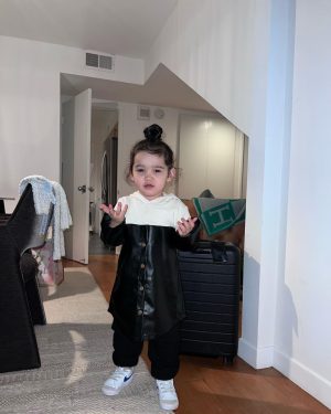 Cassie Ventura Instagram - Happy Birthday week to our 2 year old! 🥳🎉🎁🎈 #FrankieStoneFine