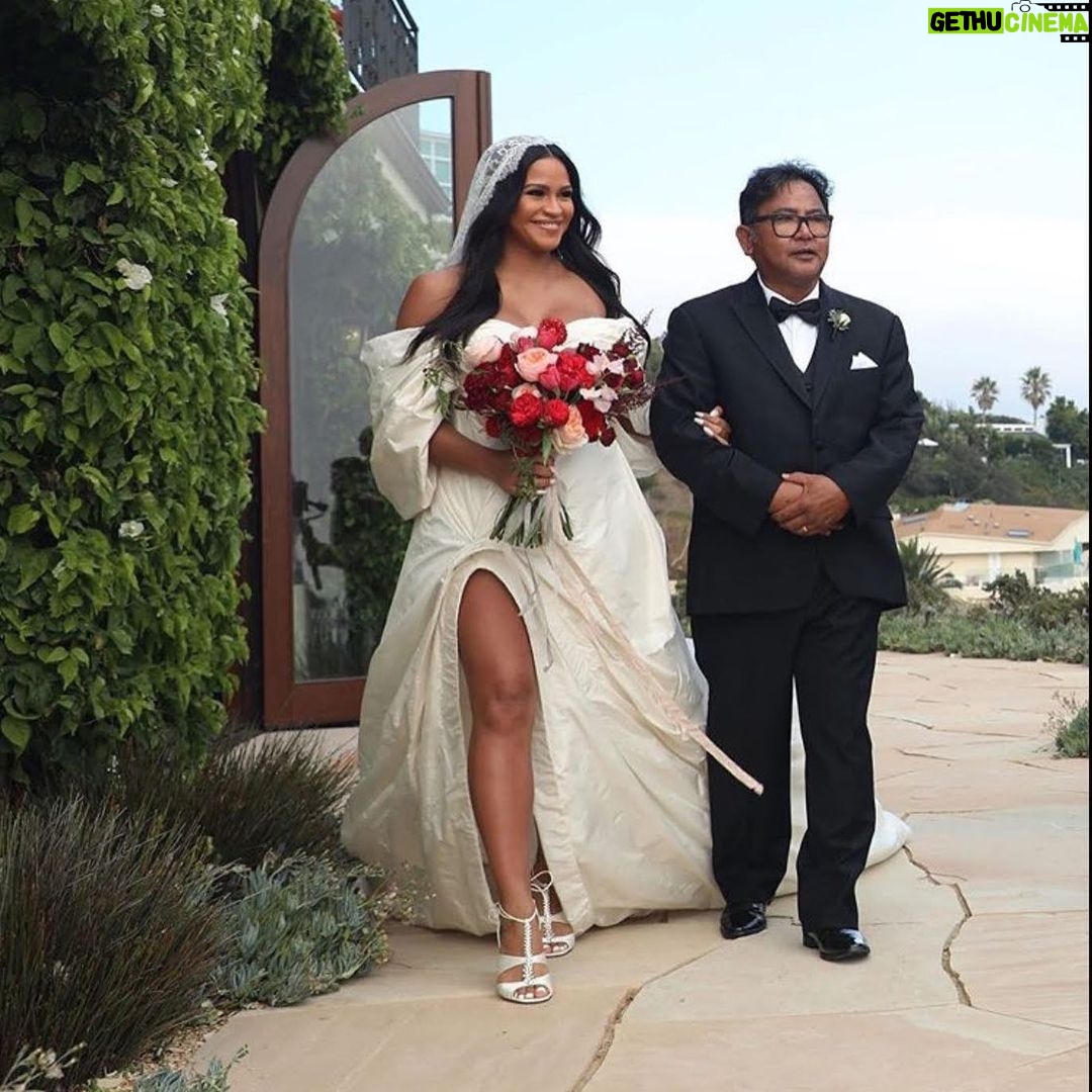 Cassie Ventura Instagram - Happy Father’s Day Daddy!! I’m a day late, but I know that it doesn’t matter to you because we FaceTimed yesterday and we probably will again today ☺️ You (and Mom) have been my greatest support system and THE most real and true example of unconditional love. Dad, you are love. It has been the most beautiful experience watching you become (in Frankie’s voice) PAPA!! Frankie and Sunny love you so much and they’re so lucky to have a Papa like you. This message doesn’t even come close to describing the amazing human that you are and how much I love and appreciate you. Thank you for being you. You get me and I love you so much ♥️ Forever Daddy’s Girl