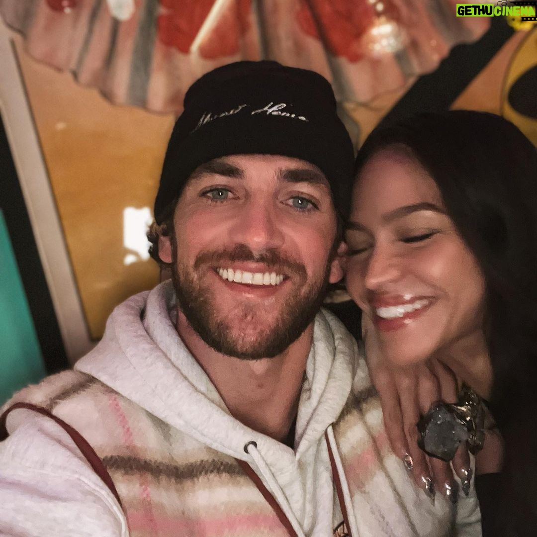 Cassie Ventura Instagram - The best things in life are already mine 🎄♥️
