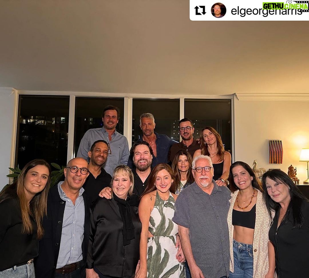 Catherine Fulop Instagram - #Repost @elgeorgeharris with @use.repost ・・・ La felicidad es poder compartir calidad con los panas. Amo estos encuentros! Gracias mi @elgeorgeharris y toda la troupe Miami, Florida