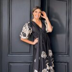 Catherine Fulop Instagram - La libertad siempre es elegante #mydresses by @baitalbahr #reels #moda #vestidosmujer #reelsinstagram Buenos Aires, Argentina