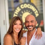 Catherine Fulop Instagram - Dígame si ella no es la mujer más bella del mundo❤️ @fulopcatherine y su marido, otro Bello más 😍 @ovasabatini y por supuesto que esas dos bellezas juntas tenían que parir algo hermoso @orianasabatini ♥️ los amos, son mi familia me encanta tenerlos cerca siempre 🥰 @paulodybala @orianasabatini @ovasabatini @fulopcatherine TCM