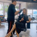 Catherine Fulop Instagram - Eatas deprimida, te dejo tu novio....???? No se si se solucionaran tus problemas pero ven a lo de @emilianobreitsalon y te sentirás una perra empoderada 🤣🤣🤣🤣🤣 #postizo @sheybreit Emiliano Breit Salon & Spa