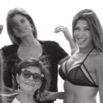 Catherine Fulop Instagram - Mamá, En tu cumpleaños 87!!! Mi mamá me decía: - claro como tienes sirvienta! Cuando llovía escuchaba gritar a mi mamá : La ROOOPAAAA! También gritaba a comer y nadie le hacía caso 🤦🏽‍♀️ Mi mamá también me dijo, - mientras vivas bajo mi techo MANDO YO! 😳 Mi Mamá también me llama por mi nombre completo cuando se enoja- Catherine Amanda 😡 Me enseño técnicas odontológicas, - me vuelves a contestar asi y te saco los dientes 🦷 Me enseño a ahorrar ( guarda esas lagrimas para cuando me muera ) 🥺 Me enseño lógica, que hay de comer? -comida! 🤔 Me enseño matemáticas, -cuando lleguemos a casa arreglamos cuentas. Por estas y millones de razones mas te amoooooo madrecita santa!!! Jiji Ahora en serio, gracias por estar en todos los momentos importantes de mi vida, deseo que el buen Dios te de mucha salud, ya pronto nos vamos a abrazar!!!! FELIZ CUMPLEAÑOS MAMÁ CLEITOOOOO! #cumpleañosmama #felizcumpleaños #mamá General Pacheco