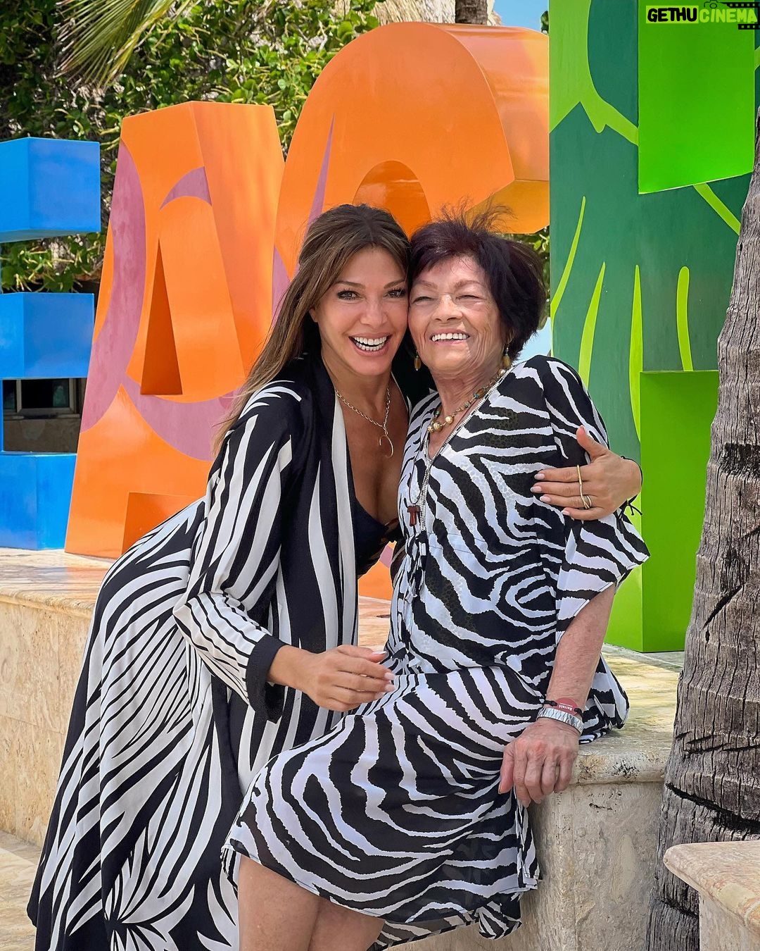 Catherine Fulop - 173.4K Likes - Mi mami y yo jugando a las modelos!!!!
Te amo mami, gracias por estos dias maravillosos!
Nuestros #looks by @baitalbahr
#swimwear by @odiseaswimwear