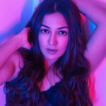 Catherine Tresa Instagram - Whispers of pink magic💕 📷 @pranav.foto #anditwasallpink #wednesdayvibes #justanothershootday #mebeingme