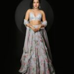 Catherine Tresa Instagram – Hello there ?

Have you got two words for me ?

#stilldesiatheart #noroomformondayblues #backtoback #mebeingme