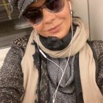 Catherine Zeta-Jones Instagram - Tube Time! London Transport!👍🏻