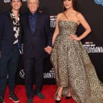 Catherine Zeta-Jones Instagram - Antman World Premiere! It was a family affair last night. My husband returns in AntMan and the Wasp Quantumania. It’s great!!! Thanks to my friends @carolinaherrera for the fabulous’frock’ and my amazing team @miss_kellyjohnson @brettglam @officialdanilohair @santoniofficial @vhernier