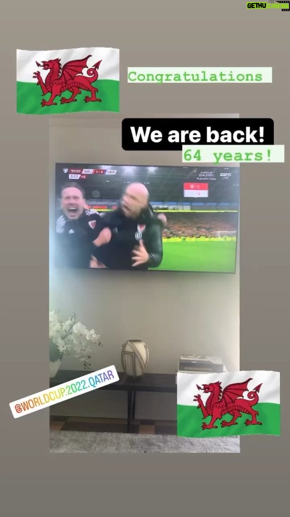 Catherine Zeta-Jones Instagram - Congratulations Boys!!!! We are back!!! Took us 64 years but We Are Back!!! Hennessy!!!! You should be knighted!! Well Done to you all. World Cup 2022 here we come! Lush!!!!!!!!!🏴󠁧󠁢󠁷󠁬󠁳󠁿🏴󠁧󠁢󠁷󠁬󠁳󠁿😘🏴󠁧󠁢󠁷󠁬󠁳󠁿