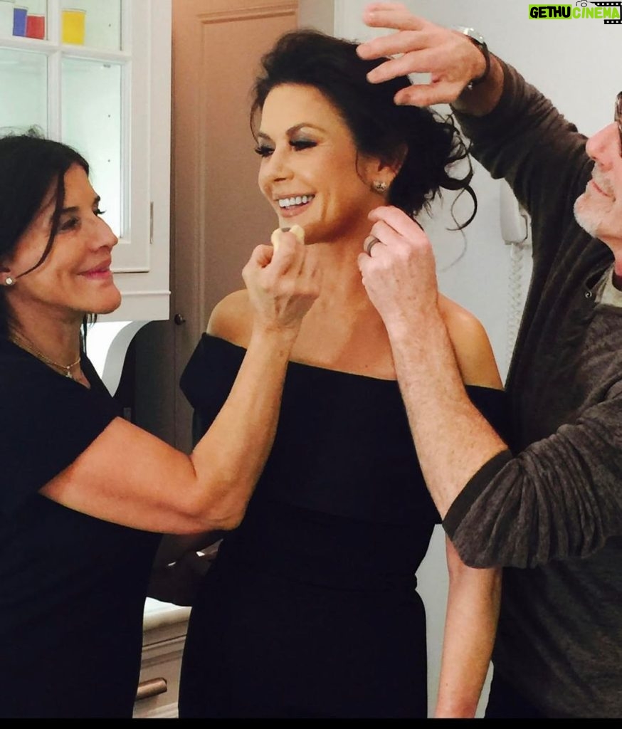 Catherine Zeta-Jones Instagram - Seems like just yesterday we were able to do this without masks! We'll get there Darlings! Hang in there! #FBF @leslielopezmakeupartist_ @patrickmelvillenyc