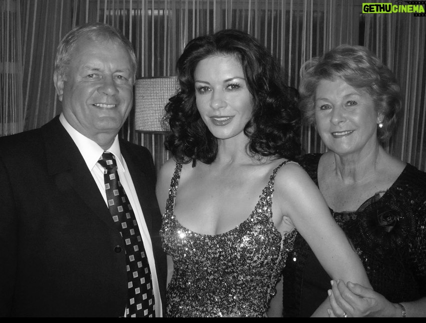 Catherine Zeta-Jones Instagram - Happy Anniversary to my Mam and Dad! 57 years of wedded bliss. Today, I award you a Nobel Peace Prize😂 with my never ending respect, gratitude and love. ♥️
