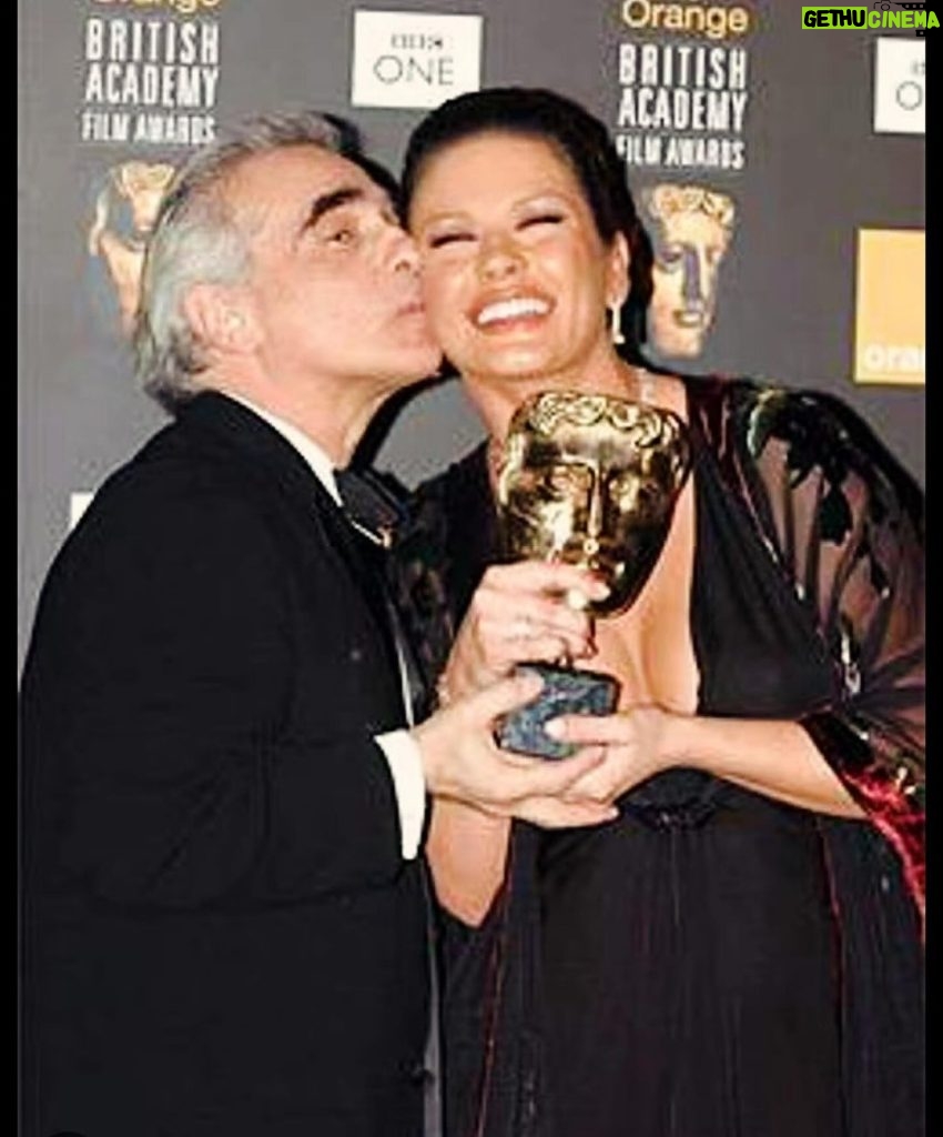 Catherine Zeta-Jones Instagram - Bafta Awards tonight!! Acknowledging all of this year’s nominees. A very pregnant me enjoying the moment some years ago!