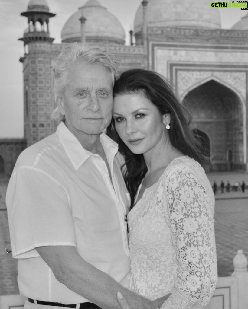 Catherine Zeta-Jones Instagram - Today we celebrate 23 years of marriage❤ Darling Michael, your Nobel Peace Prize awaits😂😘❤ I love you…from your darling wife, a gold star Medal of Honor recipient😘