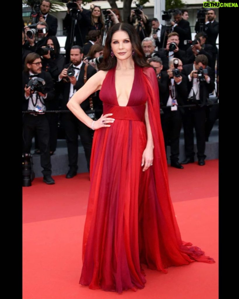 Catherine Zeta-Jones Instagram - Cannes! Cannes! What a soirée! To walk the iconic red carpet with my daughter @carys.douglas and my husband @michaelkirkdouglas as he receives his lifetime achievement Palm D’Or was a night I shall never forget, ever. Thanks always to @miss_kellyjohnson @marywilesmakeup @stephanebodin @eliesaabworld @sarahflint_nyc @chopard @rogervivier