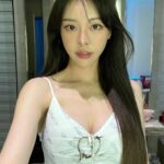 Cathryn Li Instagram - 喜歡哪張？#selfie