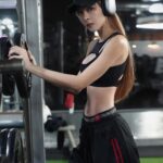 Cathryn Li Instagram - 喜歡健身，打機，彈琴的女生