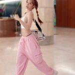 Cathryn Li Instagram - 情人節有約嗎？