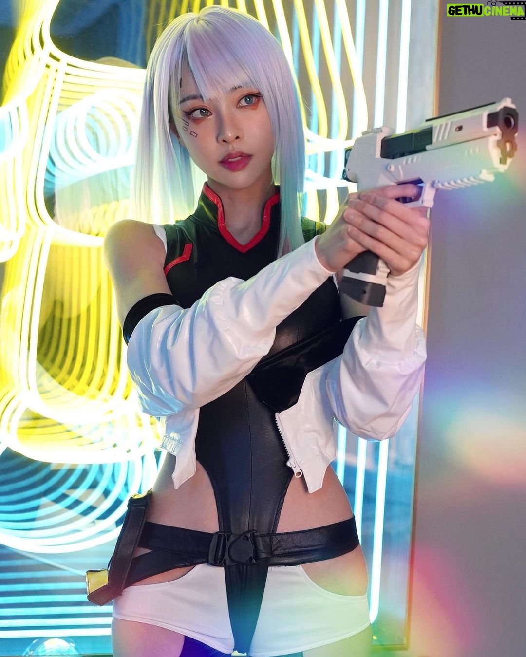Cathryn Li Instagram - Cyberpunk 2077 Lucy 寫真,喜歡哪張?