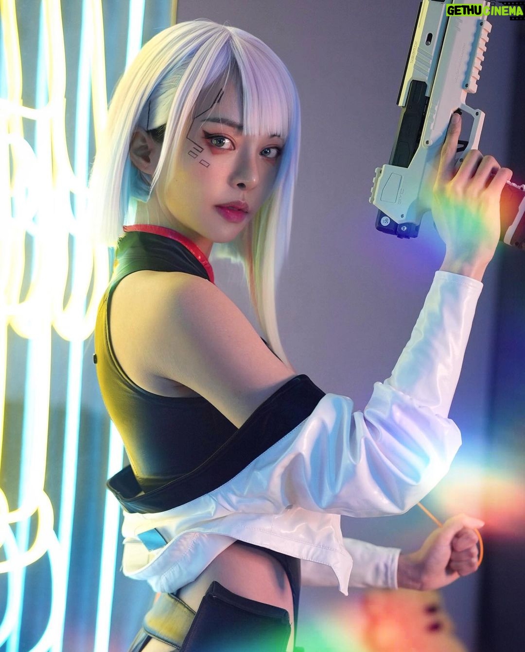 Cathryn Li Instagram - Cyberpunk 2077 Lucy 寫真,喜歡哪張?