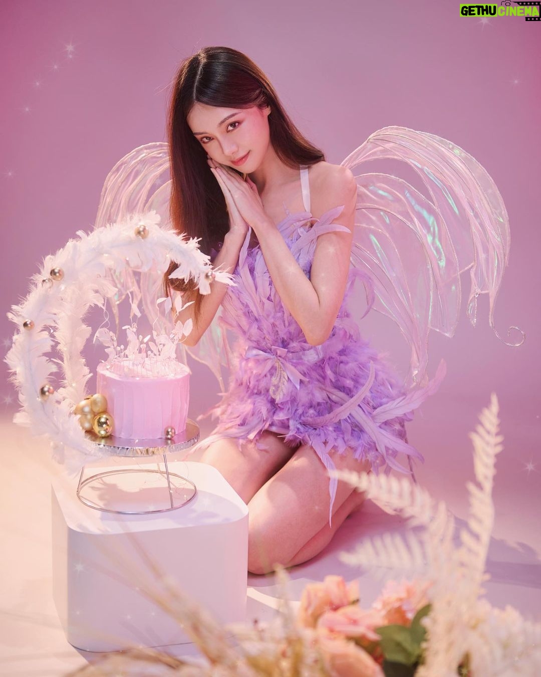 Cathryn Li Instagram - 又一年生日到了,今年我是精靈^_^ 我的願望是希望大家身體健康,平平安安,謝謝你們這些日子的支持與陪伴💕💕