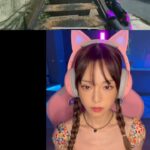 Cathryn Li Instagram - 一起玩嗎？ @callofduty #callmecatt