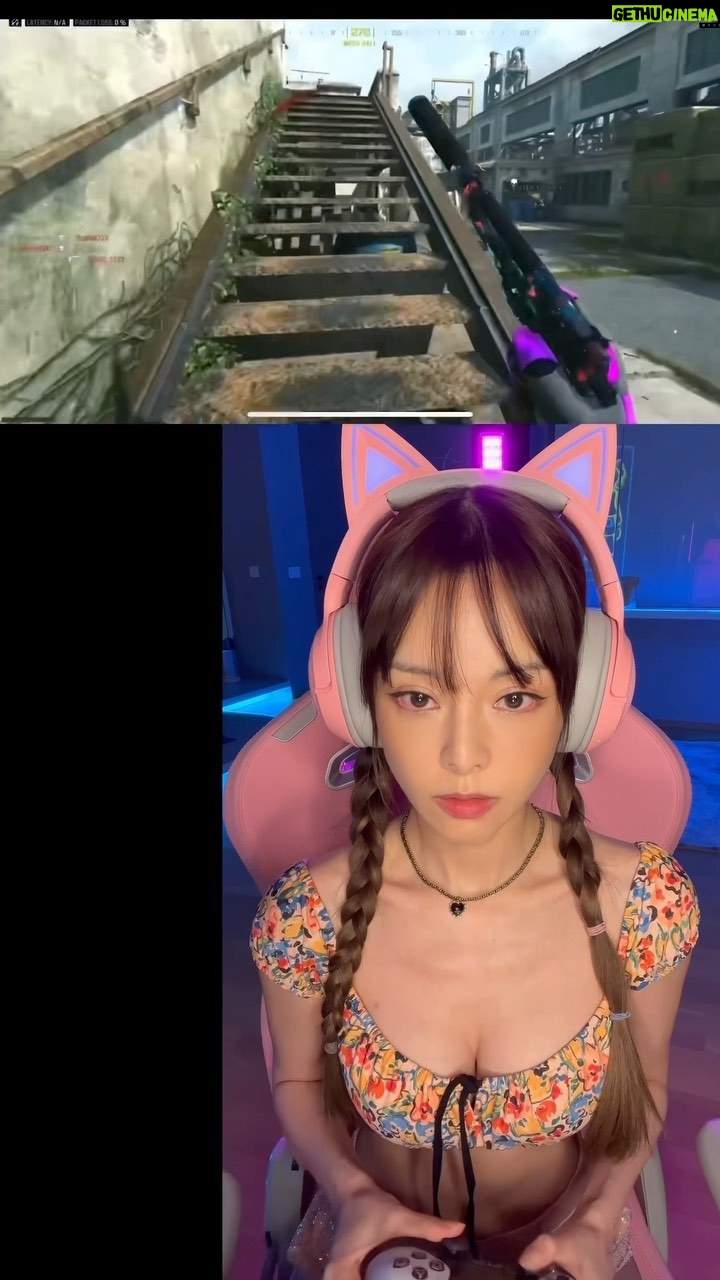 Cathryn Li Instagram - 一起玩嗎? @callofduty #callmecatt