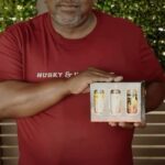 Cedric the Entertainer Instagram - 🎁RIGHT IN TIME FOR THE HOLIDAYS🎁 @acbarbeque : Ladies, give your man a rub. Better yet, make it 3. 👑👑👑 Grab our King’s trio - only at Lowe’s. Link in bio. #mvp #lemonstepper #midnightsmoke #acbarbeque