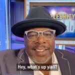 Cedric the Entertainer Instagram - TUNE IN TONIGHT!! 8/7c ON @abcnetwork and STREAM ON @hulu ✨✨✨ I will be competing tonight to raise money for SSM Health Foundation - St. Louis @ssmhealthhospicefoundation during #CelebrityJeopardy ! Watch me compete alongside Heather McMahan and Cynthia Nixon for a chance to win $1M! 💰💰💰💰💰