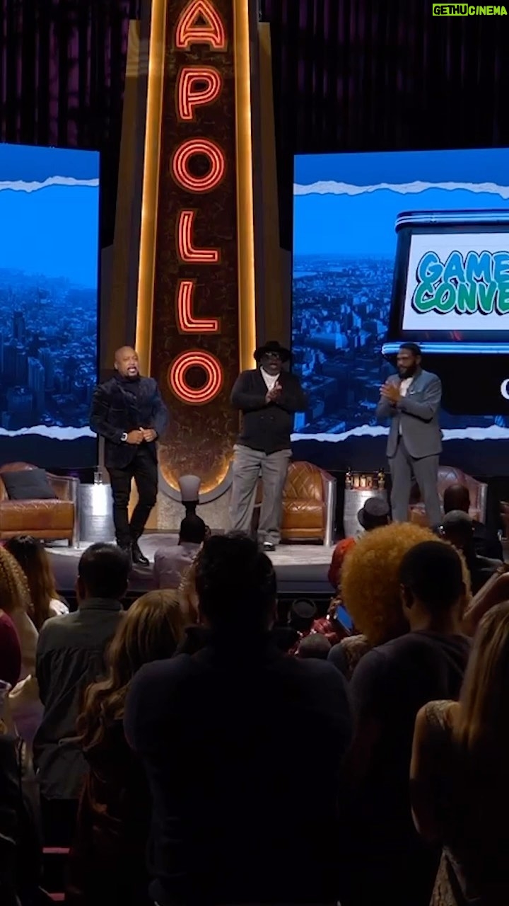 Cedric the Entertainer Instagram - It was such an honor to appear @blackentrepreneursday at the historic @apollotheater. Thanks for having us @thesharkdaymond! We hope it inspired and impacted budding Black business owners to keep pushin’ and bring their dreams to life. #blackentrepreneursday #blackownedbusiness #blackexcellence Apollo Theater