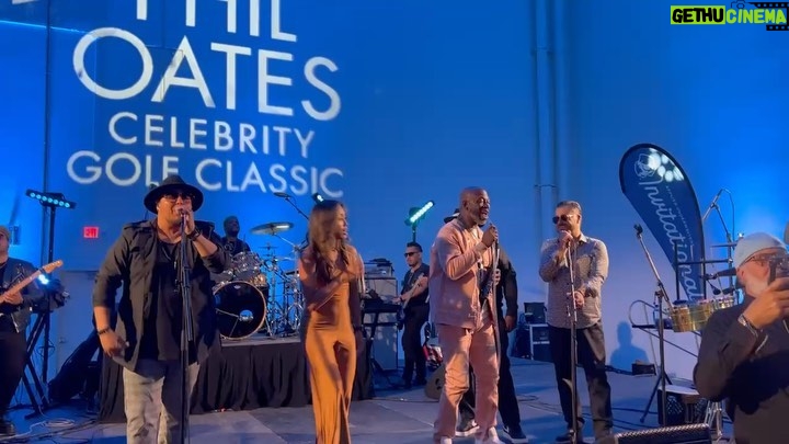 Cedric the Entertainer Instagram - In Sac town supporting my guy @buzz.oates foundation #philoatescelebritygolftournament big up @mike_phillips @tishaalyn the Band was 🔥🔥🔥🔥🔥