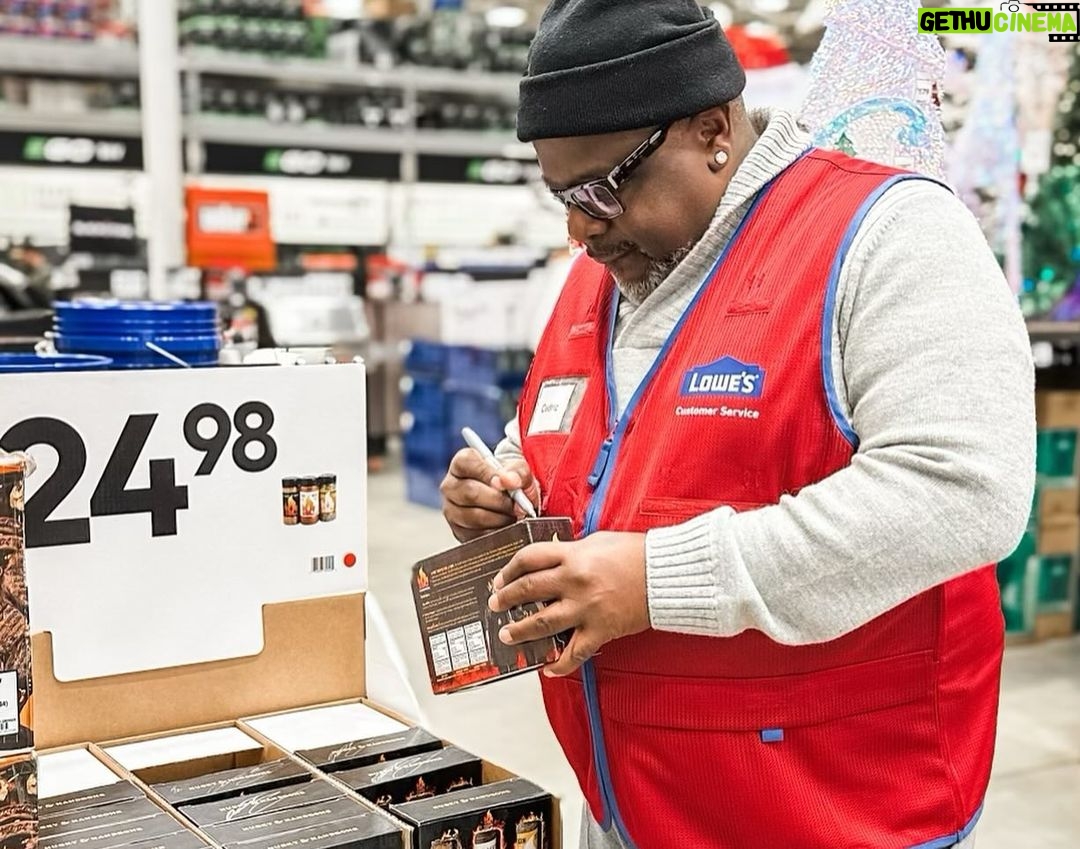 Cedric the Entertainer Instagram - We did it, Ma!! Thanks for having us @loweshomeimprovement Store #595 and welcoming the newest member of the #RedVest team. Fun times unveiling the new @acbarbeque holiday gift pack with @cedtheentertainer. Get yours today!! Link in bio. @anthonyanderson you’re next! Mooresville NC