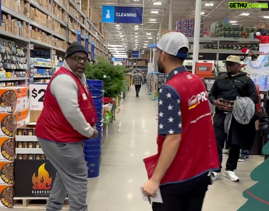 Cedric the Entertainer Instagram - We did it, Ma!! Thanks for having us @loweshomeimprovement Store #595 and welcoming the newest member of the #RedVest team. Fun times unveiling the new @acbarbeque holiday gift pack with @cedtheentertainer. Get yours today!! Link in bio. @anthonyanderson you’re next! Mooresville NC