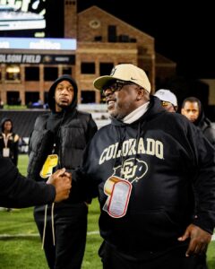 Cedric the Entertainer Instagram - @cedtheentertainer in the house 🔥 #GoBuffs Folsom Field
