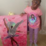Cedric the Entertainer Instagram - The beauty of seeing ourselves in the art we love is a blessed thing. Gifted my #grandcookie Kylo an original @jenniafredrique when she saw it she said “It’s Me”! ❤️❤️❤️😍😍 Love that so much . @artmelanated doing it for the culture! @greyskyysoria