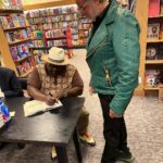 Cedric the Entertainer Instagram - Congratulations to my Friend @cedtheentertainer on the release of his book Flipping Boxcars. Always amazed by his creativity, Humbleness & Talent 🤍 Barnes & Noble At The Grove
