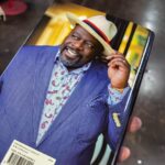 Cedric the Entertainer Instagram - Congratulations to my Friend @cedtheentertainer on the release of his book Flipping Boxcars. Always amazed by his creativity, Humbleness & Talent 🤍 Barnes & Noble At The Grove