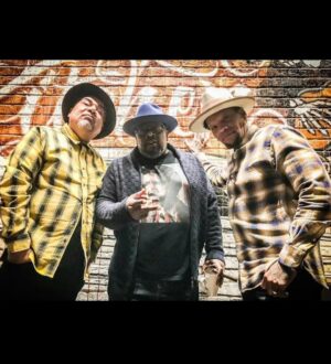 Cedric the Entertainer Instagram - You already know what it is… 
I have nothing but love for my brother, my patna, my dawg @realdlhughley . 
Help me wish him a HAPPY BIRTHDAY 🎉🎉🎉!!