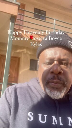Cedric the Entertainer Instagram - Love you Mommy  Thank you for everything ❤️🩷