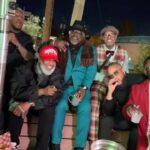 Cedric the Entertainer Instagram - LAST NIGHT WAS A MOVIE 🎥🥂✨ Like my ace @yaijettpapi3 said: “Houston… we NEVER have a problem”🚀 H-Town always shows up and shows love. See you in ‘24… I’LL HOLLA ✌🏾 - Ced