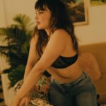 Celeste Cid Instagram - en 19 días termina el año. 2024, vení bb, te paso la dirección por dm 🦋 @saltanpepajeans